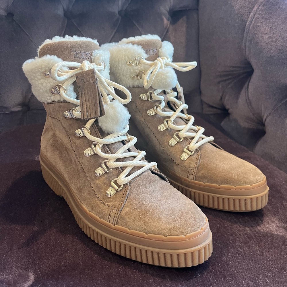 Tod’s suede boots
